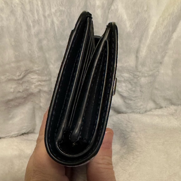 kate spade Periwinkle Textured Wallet with Gold Turn-Lock - Picture 4 of 10